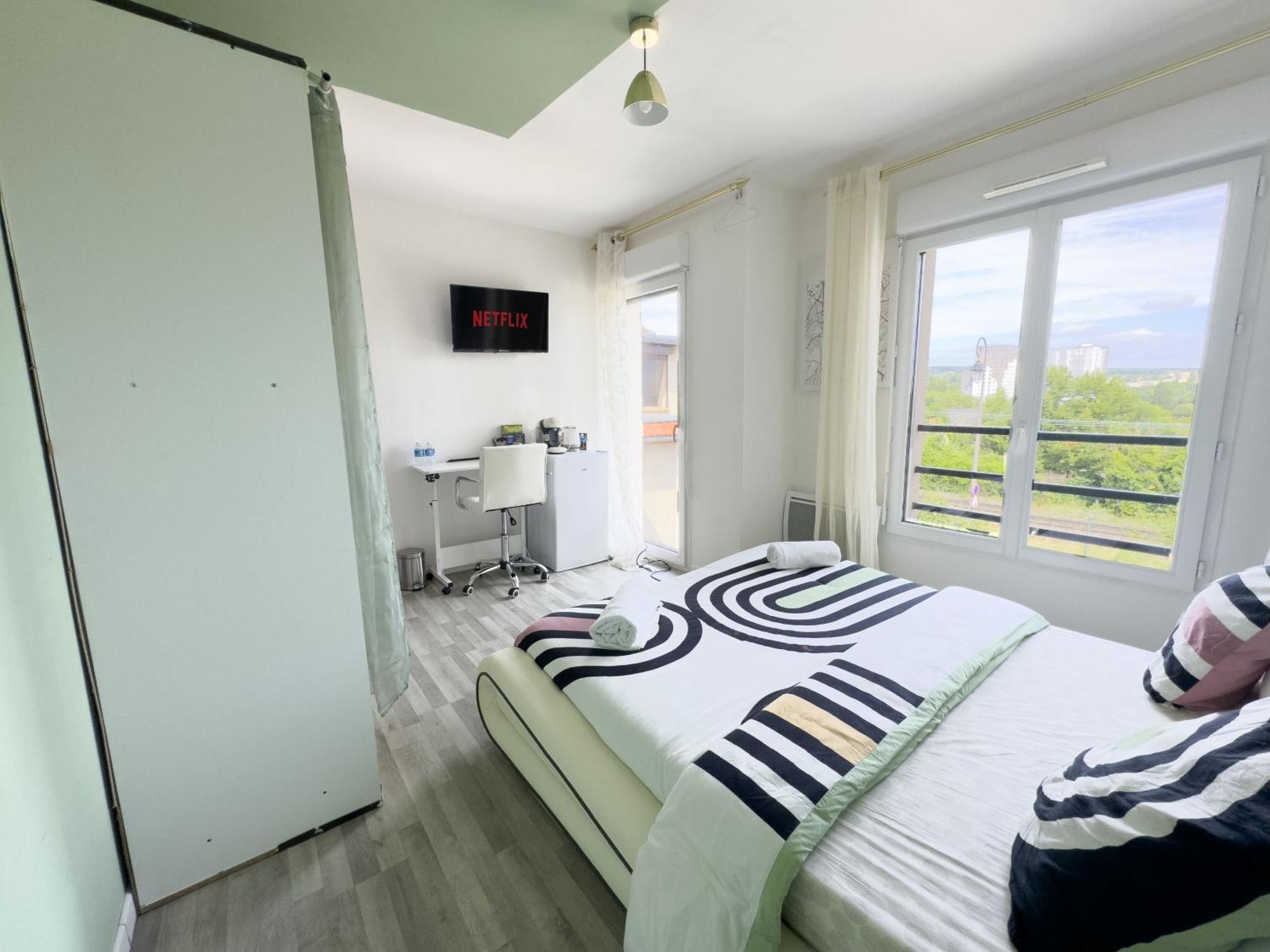 Chambre A Antony Proche De Paris Et A 10 Minutes Aeroport Orly Eksteriør billede
